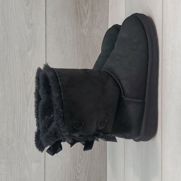 Ugg Australia Women 3280Y Classic Bailey Bow Boots shoes sz 5 - Picture 2 of 13